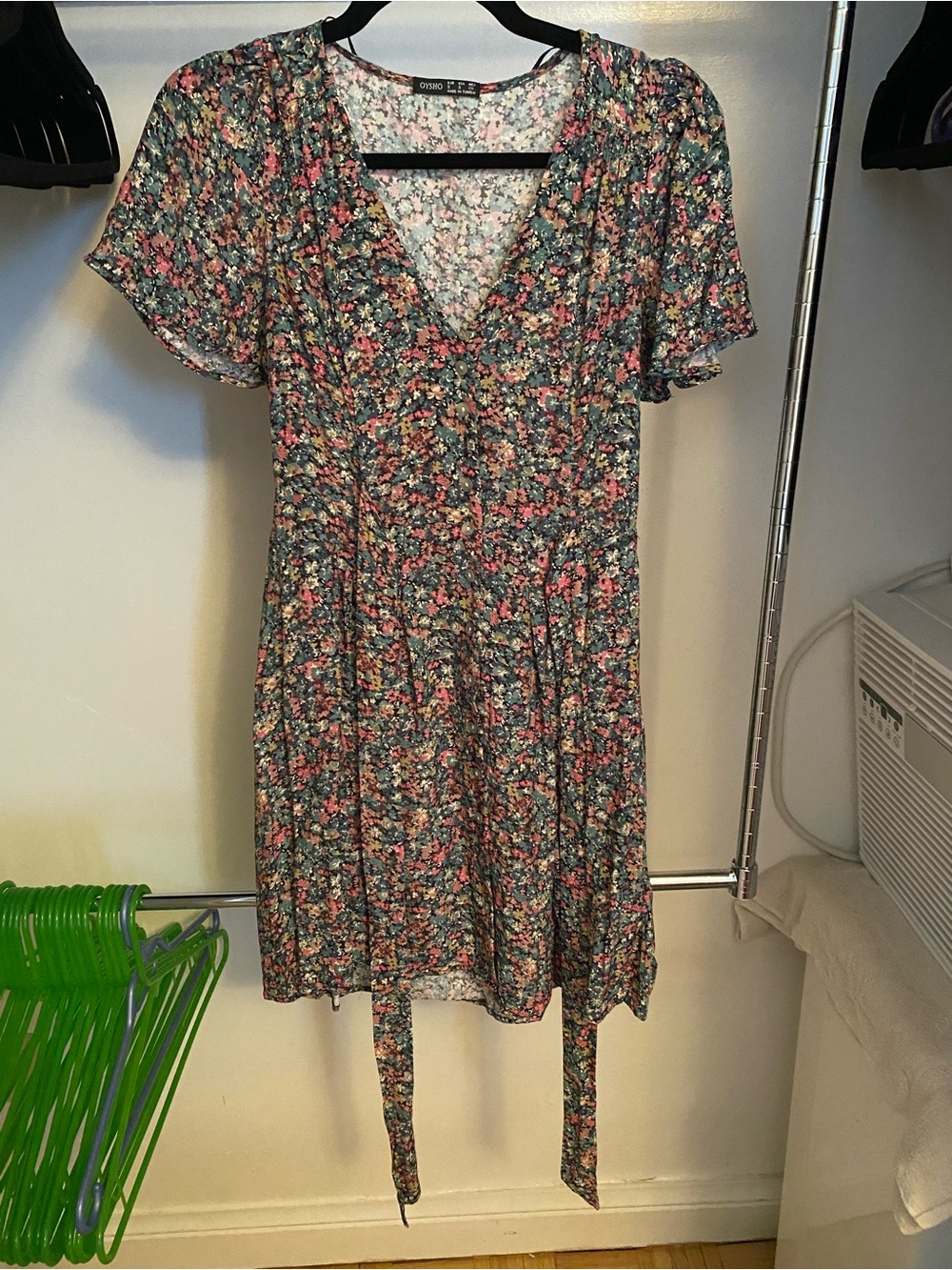 V-Neck Short Sleeve Mini Dress in Pink Floral